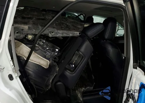 2018 Toyota Highlander Se from USA, damaged, VIN 5TDJZRFH0JS556612